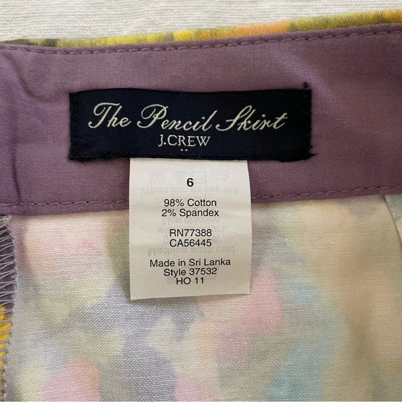 J Crew pencil skirt. Bright multicolored size 6 - Picture 3 of 8